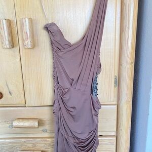 Elegant One-Shoulder Dress